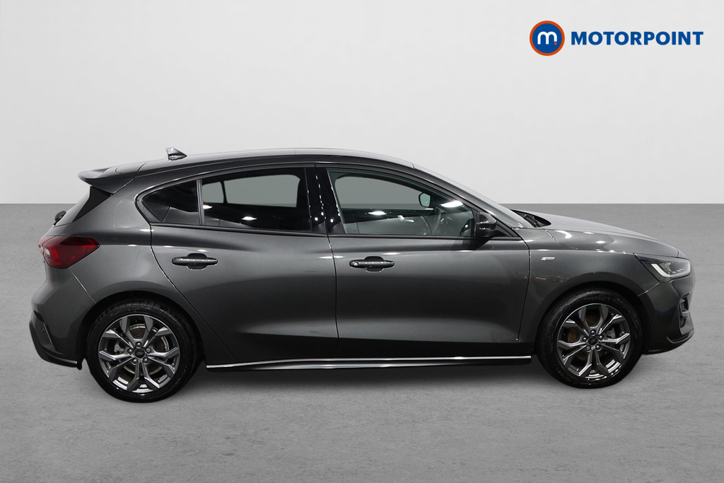 Ford Focus St-Line Edition Manual Petrol Hatchback - Stock Number (1615908) - Drivers side