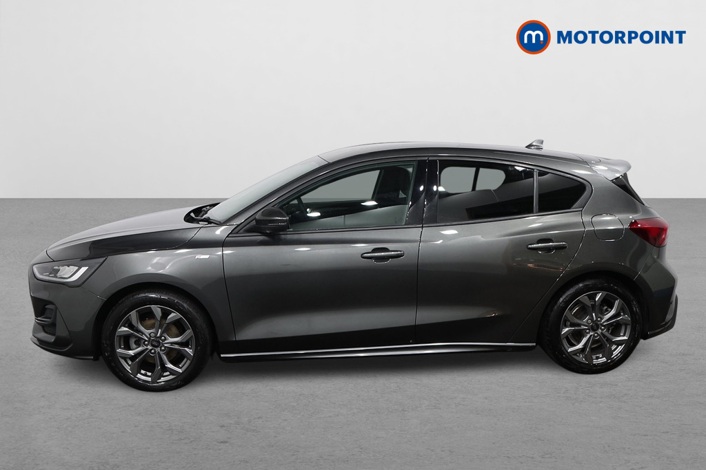 Ford Focus St-Line Edition Manual Petrol Hatchback - Stock Number (1615908) - Passenger side