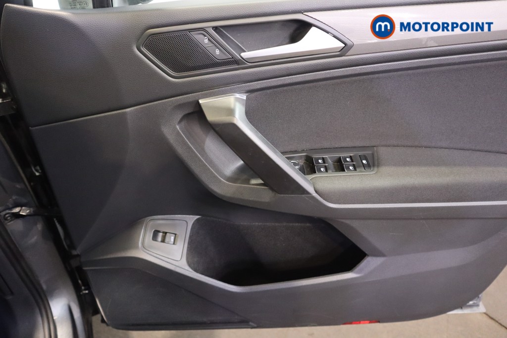 Volkswagen Tiguan Allspace Life Automatic Petrol SUV - Stock Number (1616065) - 9th supplementary image