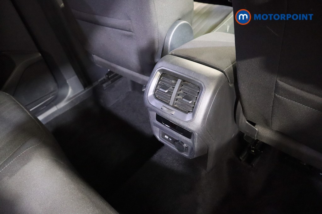 Volkswagen Tiguan Allspace Life Automatic Petrol SUV - Stock Number (1616065) - 19th supplementary image