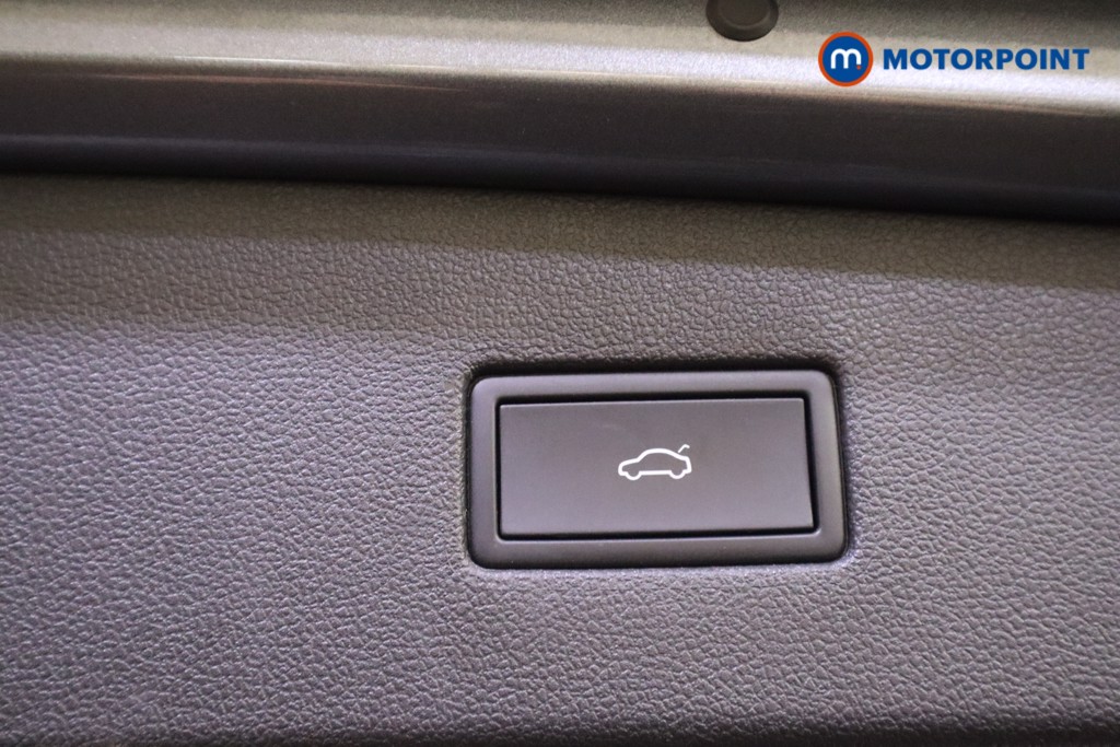 Volkswagen Tiguan Allspace Life Automatic Petrol SUV - Stock Number (1616065) - 21st supplementary image