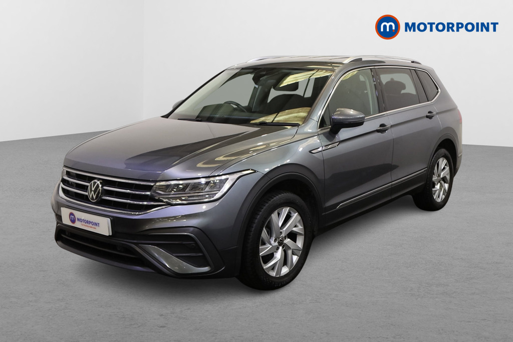 Volkswagen Tiguan Allspace Life Automatic Petrol SUV - Stock Number (1616065) - Passenger side front corner