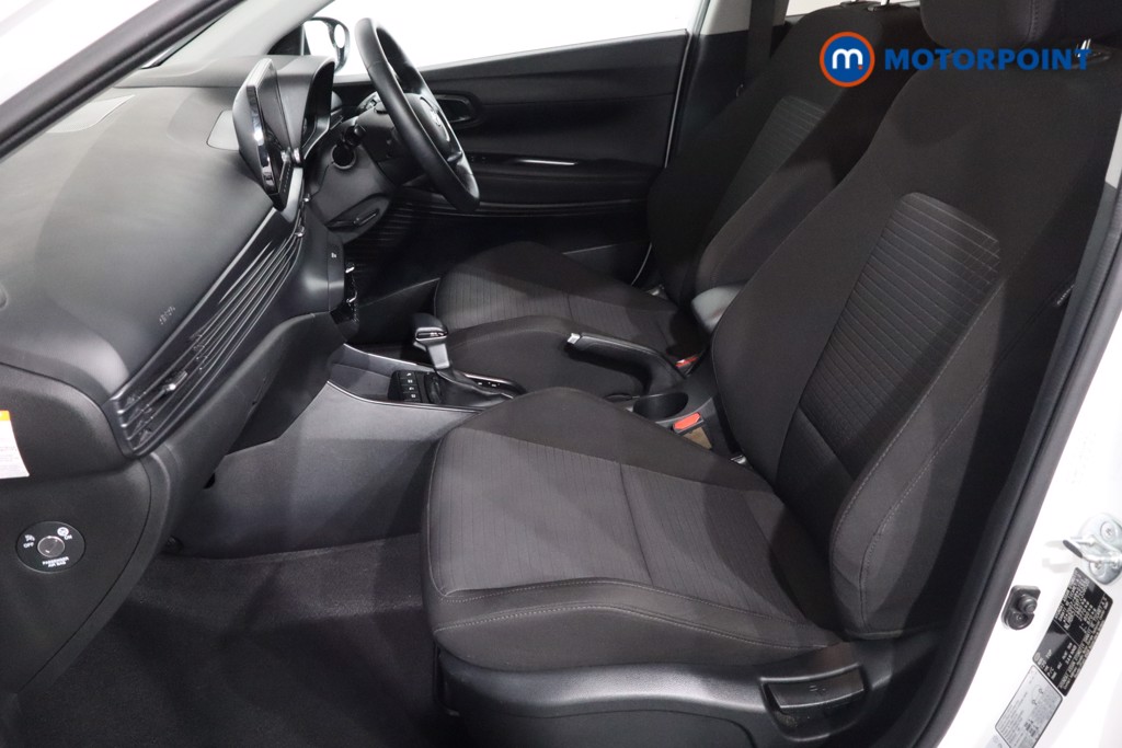 Hyundai I20 Premium Automatic Petrol Hatchback - Stock Number (1616353) - 4th supplementary image