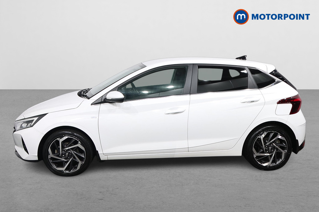 Hyundai I20 Premium Automatic Petrol Hatchback - Stock Number (1616353) - Passenger side