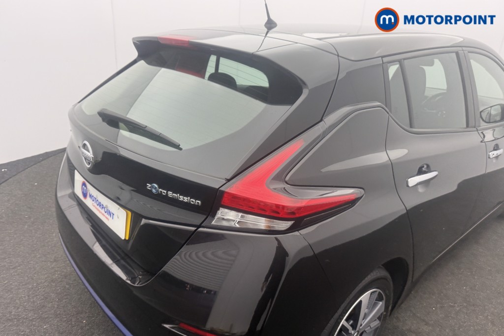 Nissan Leaf Acenta Automatic Electric Hatchback - Stock Number (1616480) - 5th supplementary image