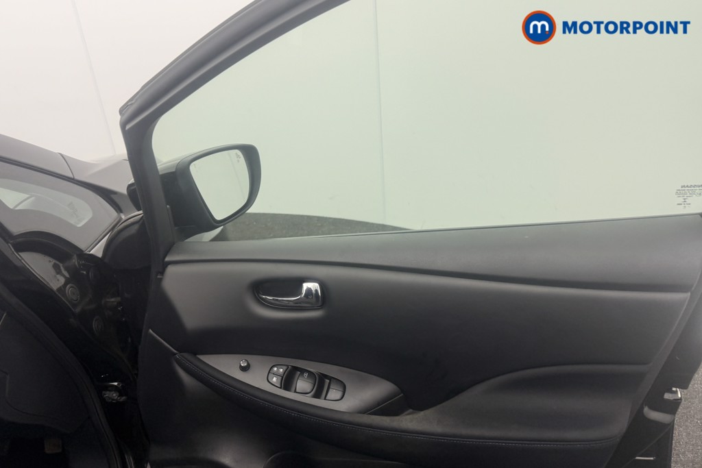 Nissan Leaf Acenta Automatic Electric Hatchback - Stock Number (1616480) - 9th supplementary image