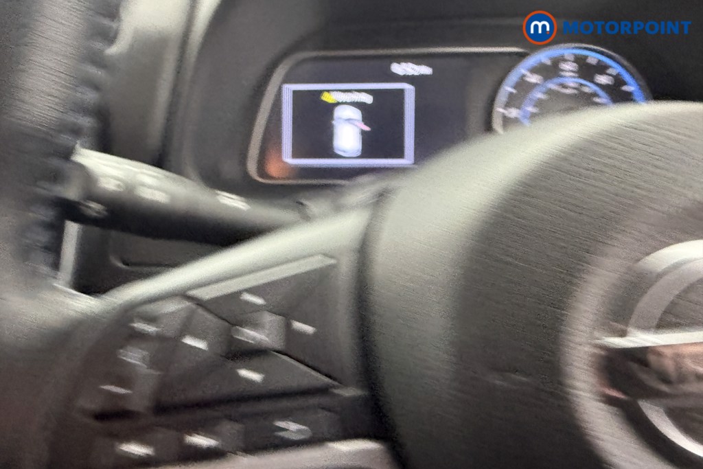 Nissan Leaf Acenta Automatic Electric Hatchback - Stock Number (1616480) - 14th supplementary image