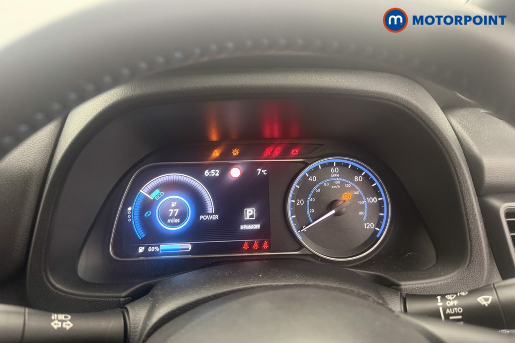 Nissan Leaf Acenta Automatic Electric Hatchback - Stock Number (1616480) - 15th supplementary image