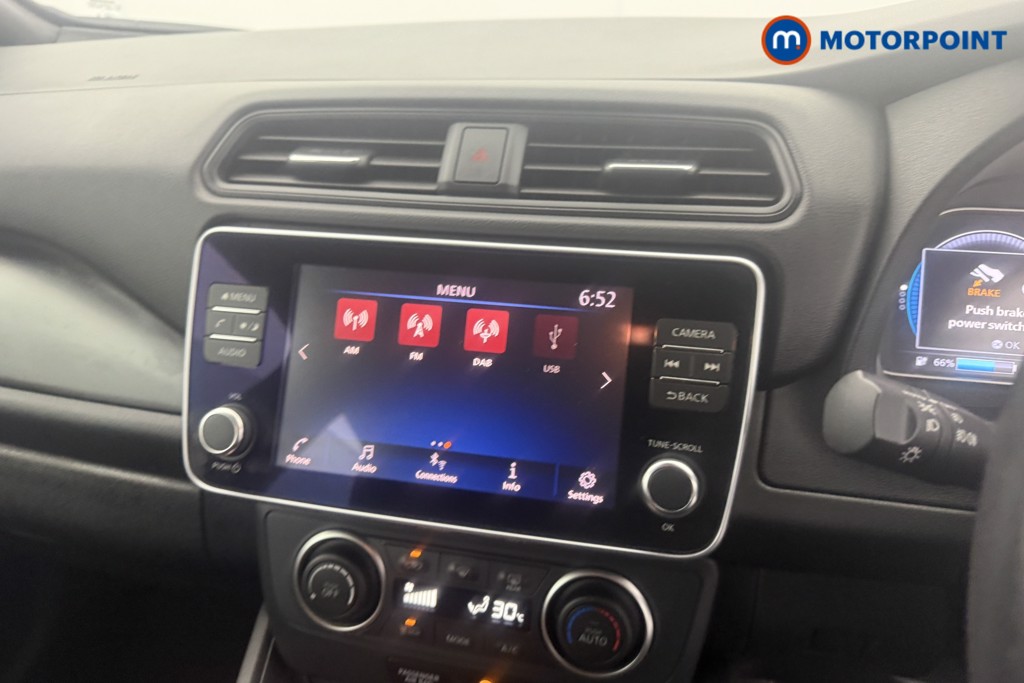 Nissan Leaf Acenta Automatic Electric Hatchback - Stock Number (1616480) - 18th supplementary image