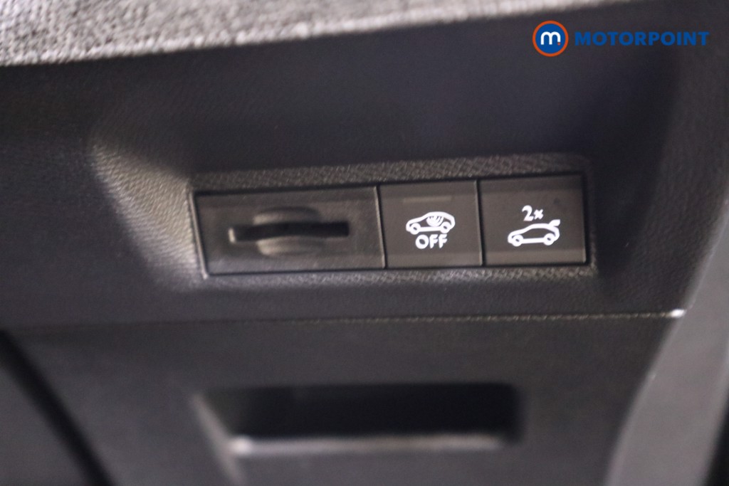 Peugeot 5008 GT Automatic Petrol SUV - Stock Number (1616946) - 15th supplementary image