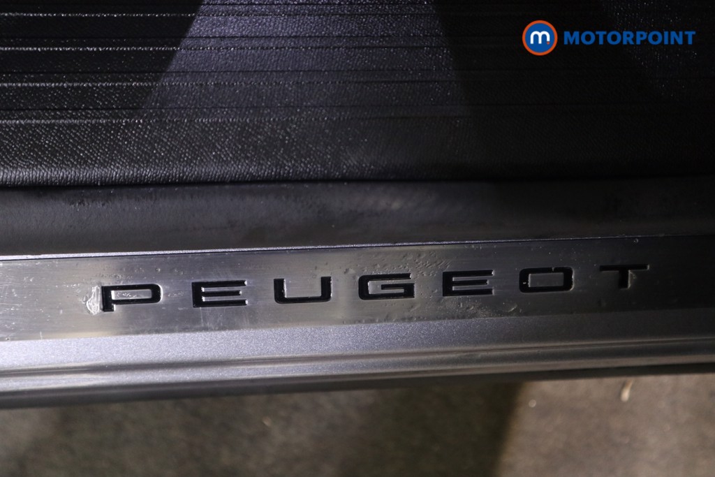 Peugeot 5008 GT Automatic Petrol SUV - Stock Number (1616946) - 17th supplementary image