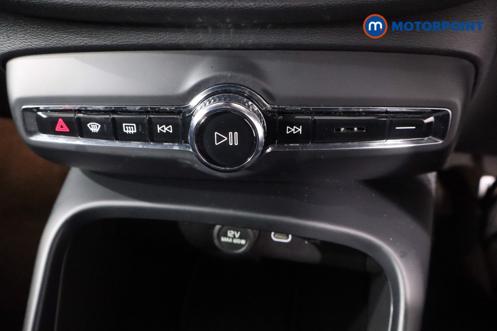 Volvo Xc40 Core Automatic Electric SUV - Stock Number (1617104) - 18th supplementary image