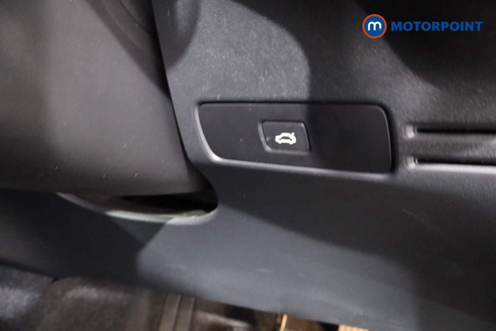 Volvo Xc40 Core Automatic Electric SUV - Stock Number (1617104) - 20th supplementary image