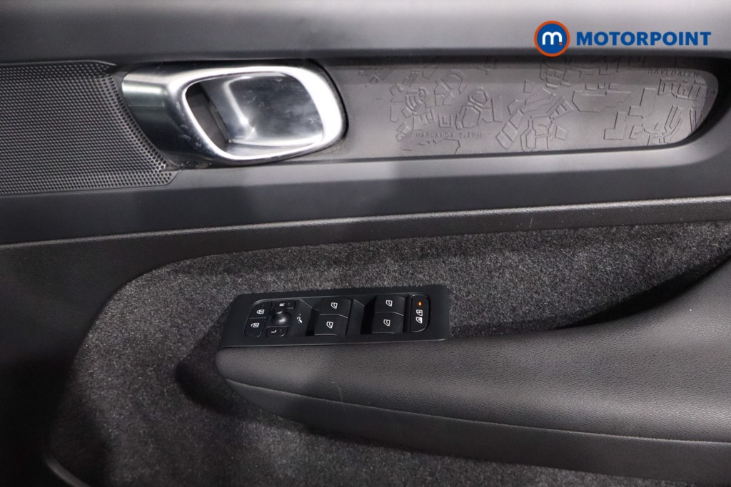 Volvo Xc40 Core Automatic Electric SUV - Stock Number (1617104) - 21st supplementary image