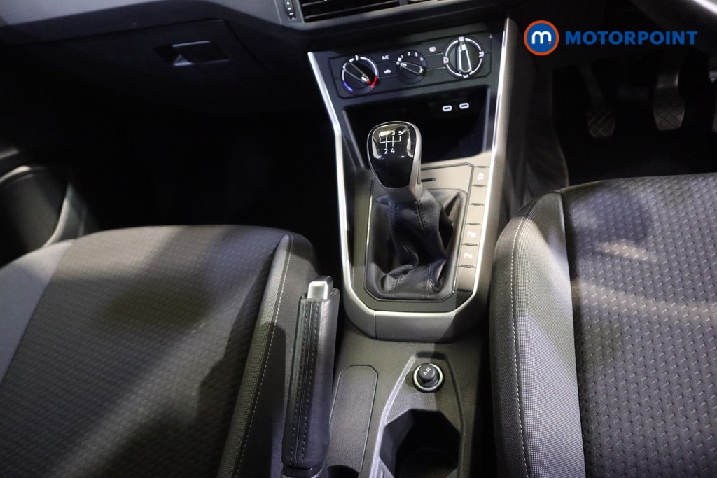 Volkswagen Taigo Life Manual Petrol SUV - Stock Number (1617188) - 6th supplementary image