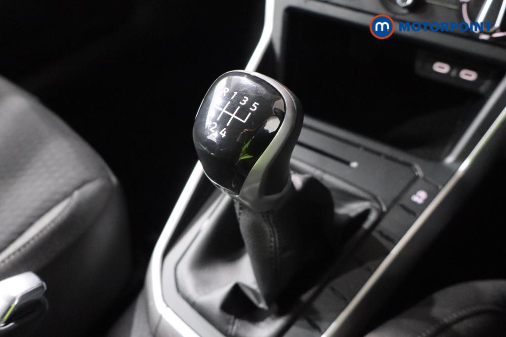 Volkswagen Polo Life Manual Petrol Hatchback - Stock Number (1617242) - 4th supplementary image