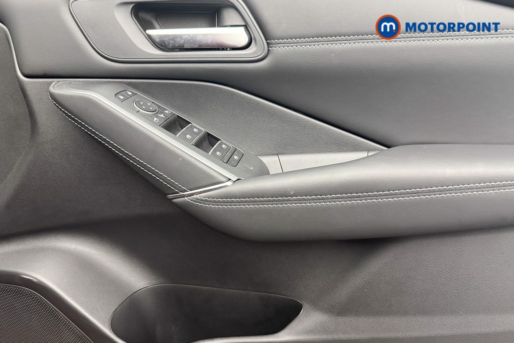 Nissan Qashqai N-Connecta Automatic Petrol SUV - Stock Number (1569901) - 18th supplementary image