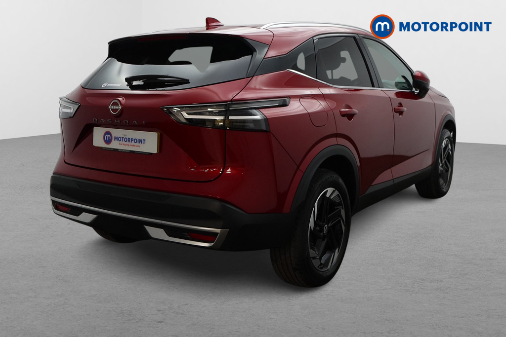 Nissan Qashqai N-Connecta Automatic Petrol SUV - Stock Number (1569901) - Drivers side rear corner