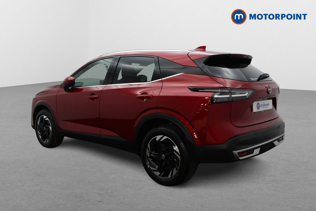 Nissan Qashqai N-Connecta Automatic Petrol SUV - Stock Number (1569901) - Passenger side rear corner