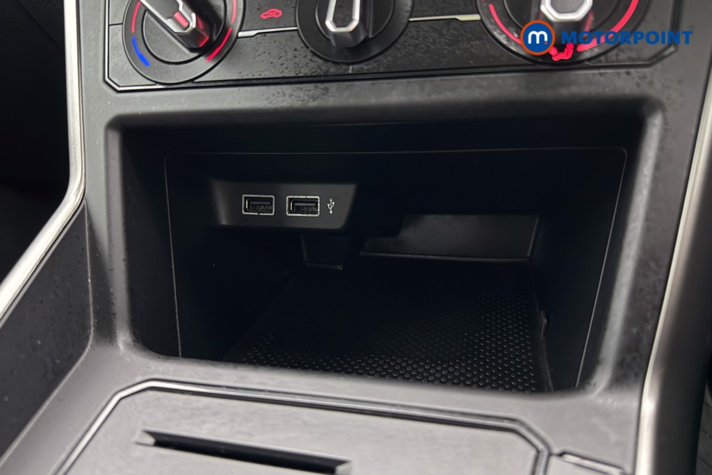 Volkswagen Polo SE Manual Petrol Hatchback - Stock Number (1586591) - 14th supplementary image