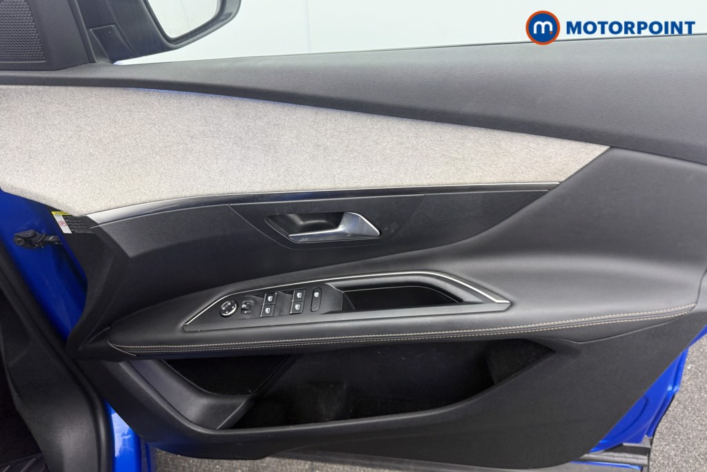 Peugeot 3008 GT Manual Diesel SUV - Stock Number (1588576) - 9th supplementary image