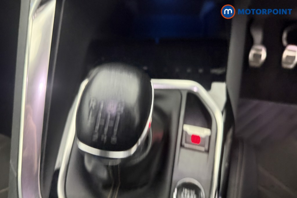 Peugeot 3008 GT Manual Diesel SUV - Stock Number (1588576) - 16th supplementary image