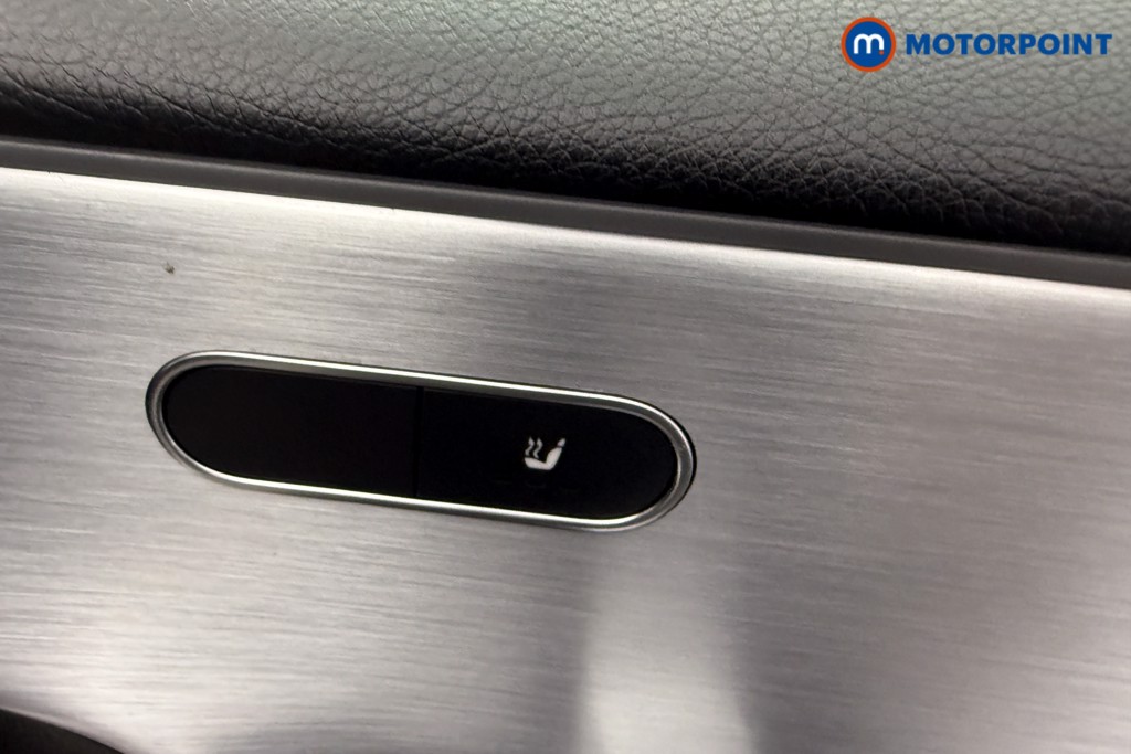 Mercedes-Benz A Class Amg Line Automatic Diesel Saloon - Stock Number (1593760) - 9th supplementary image