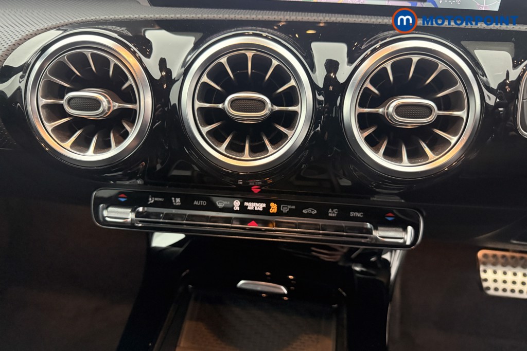 Mercedes-Benz A Class Amg Line Automatic Diesel Saloon - Stock Number (1593760) - 19th supplementary image