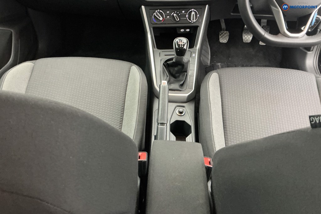 Volkswagen Polo Life Manual Petrol Hatchback - Stock Number (1597226) - 10th supplementary image