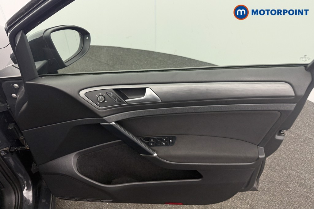 Volkswagen Golf Match Edition Automatic Petrol Hatchback - Stock Number (1601341) - 9th supplementary image