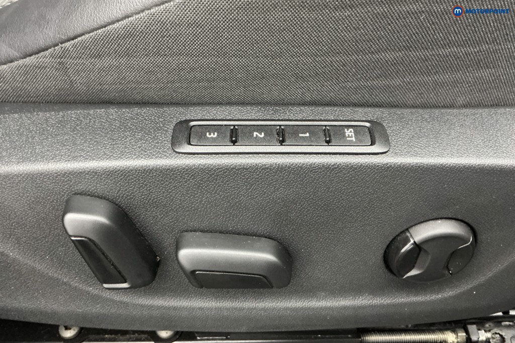 Skoda Enyaq Edition Automatic Electric SUV - Stock Number (1602682) - 33rd supplementary image