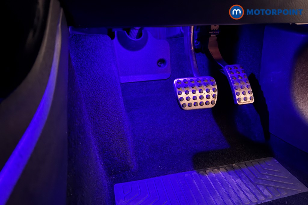 Mercedes-Benz A Class Amg Line Automatic Diesel Saloon - Stock Number (1605498) - 18th supplementary image