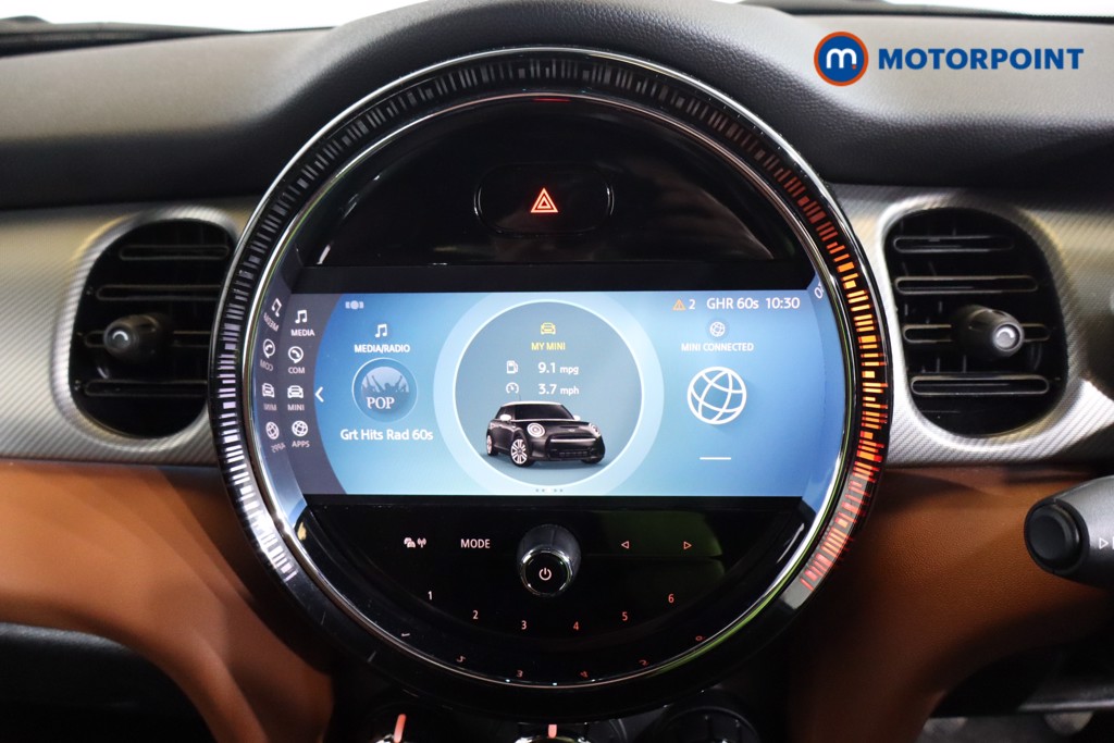 Mini Hatchback Cooper Exclusive Manual Petrol Hatchback - Stock Number (1605577) - 4th supplementary image