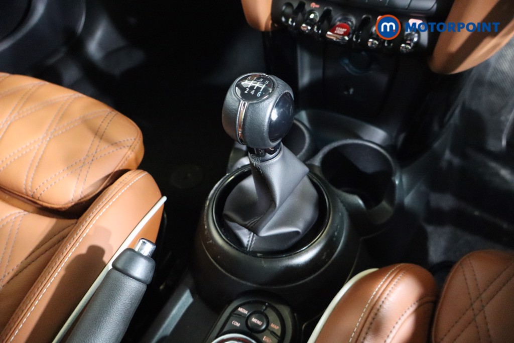 Mini Hatchback Cooper Exclusive Manual Petrol Hatchback - Stock Number (1605577) - 11th supplementary image