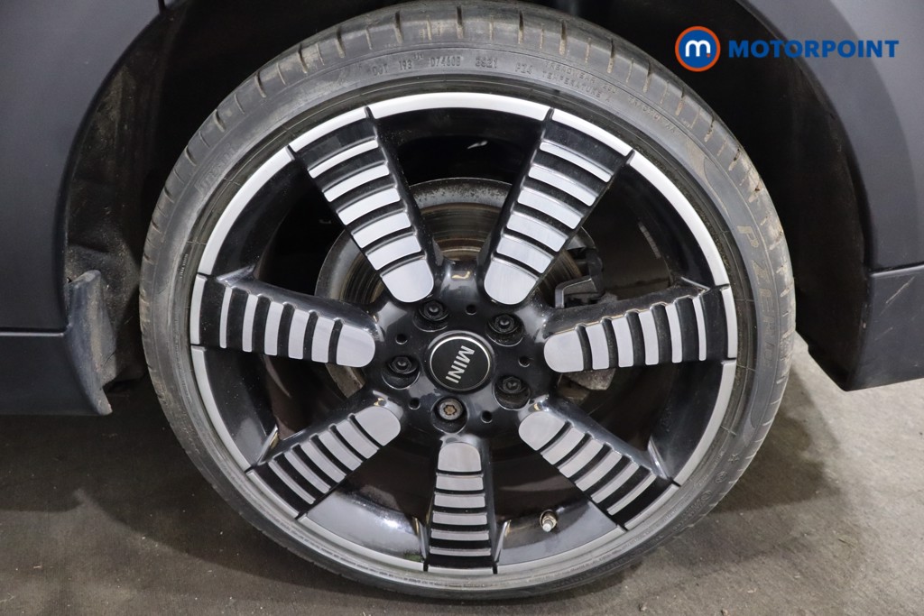 Mini Hatchback Cooper Exclusive Manual Petrol Hatchback - Stock Number (1605577) - 27th supplementary image