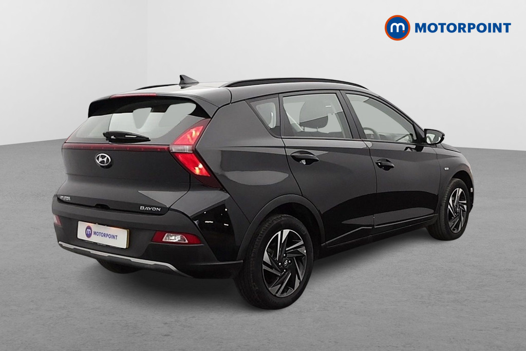 Hyundai Bayon Se Connect Automatic Petrol SUV - Stock Number (1606402) - Drivers side rear corner