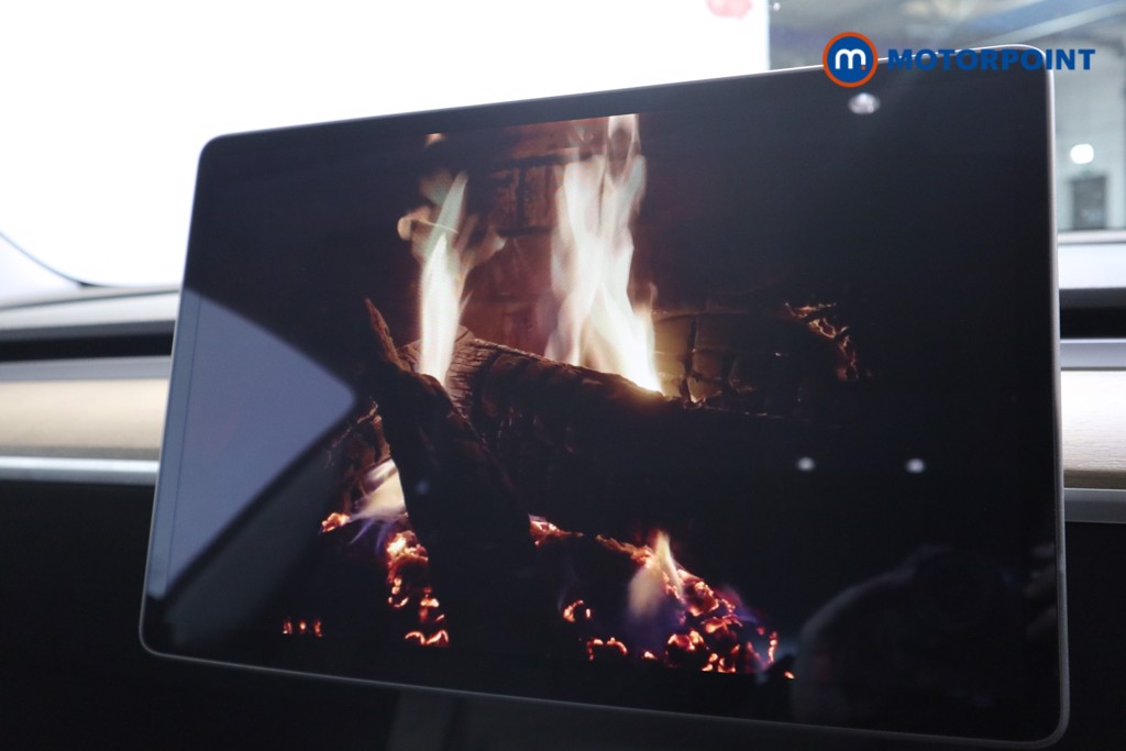 Tesla Model 3 Long Range Automatic Electric Saloon - Stock Number (1607631) - 3rd supplementary image