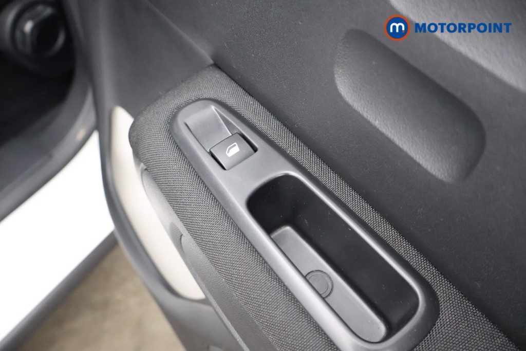 Citroen C3 Plus Manual Petrol Hatchback - Stock Number (1608695) - 24th supplementary image