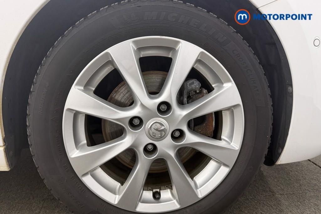 Vauxhall Corsa Elite Nav Manual Diesel Hatchback - Stock Number (1608717) - 11th supplementary image