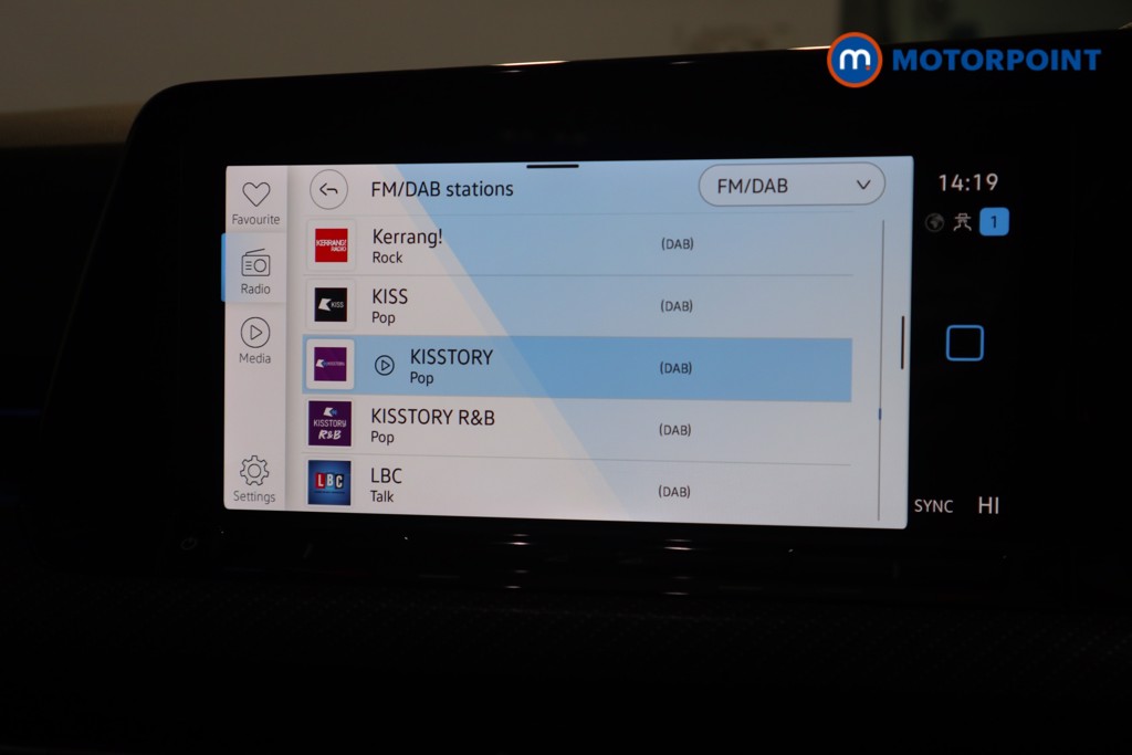 Volkswagen Golf R Automatic Petrol Hatchback - Stock Number (1609292) - 2nd supplementary image