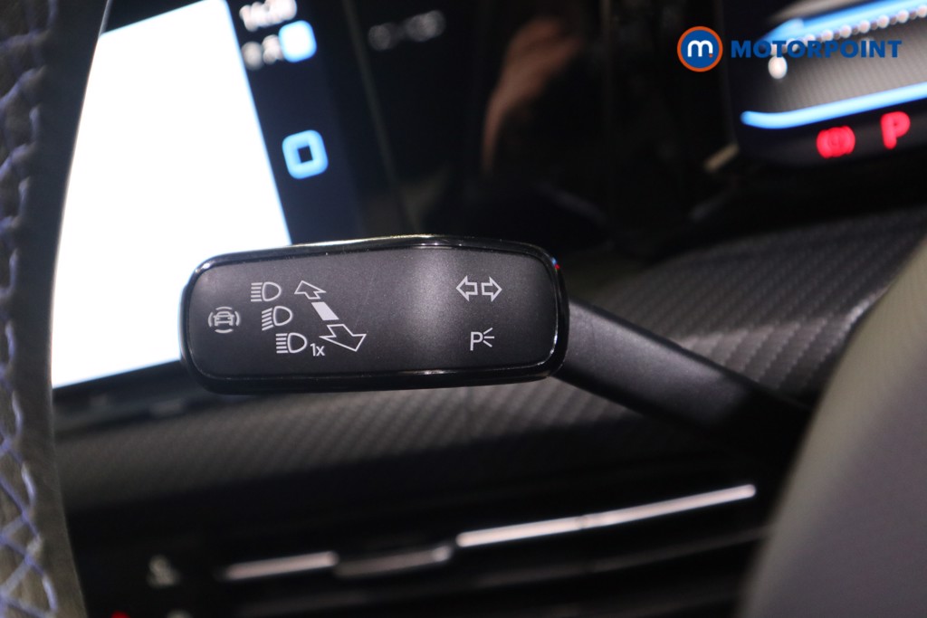 Volkswagen Golf R Automatic Petrol Hatchback - Stock Number (1609292) - 12th supplementary image