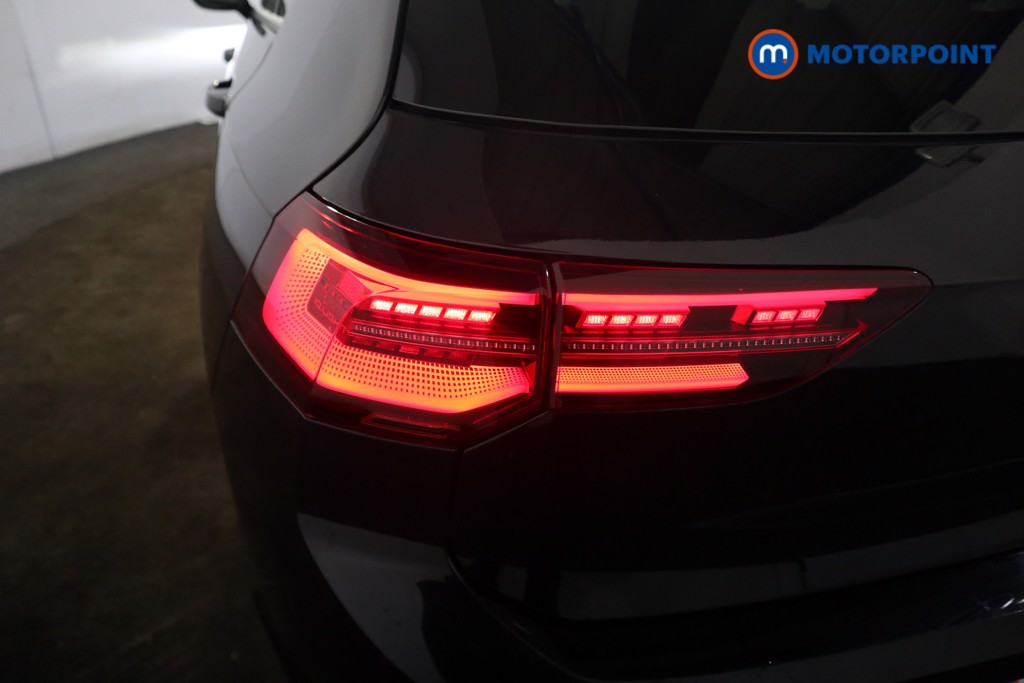 Volkswagen Golf R Automatic Petrol Hatchback - Stock Number (1609292) - 29th supplementary image