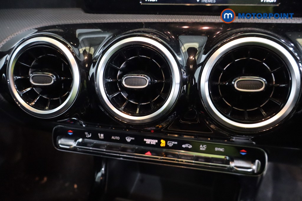 Mercedes-Benz A Class Amg Line Manual Petrol Hatchback - Stock Number (1610164) - 10th supplementary image