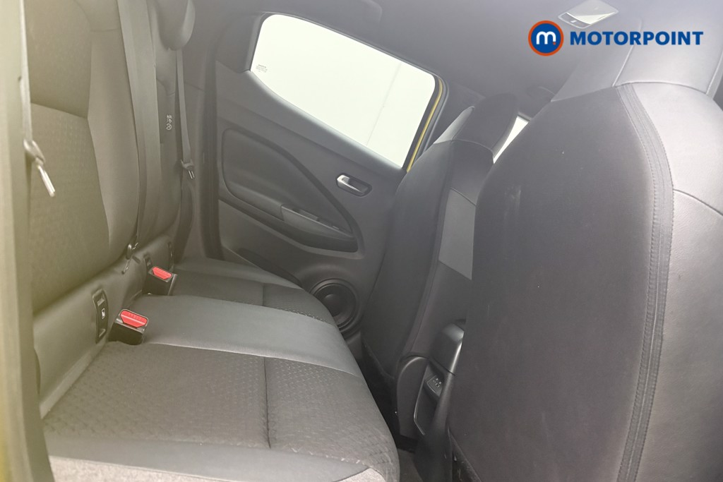 Nissan Juke N-Connecta Manual Petrol SUV - Stock Number (1610391) - 9th supplementary image