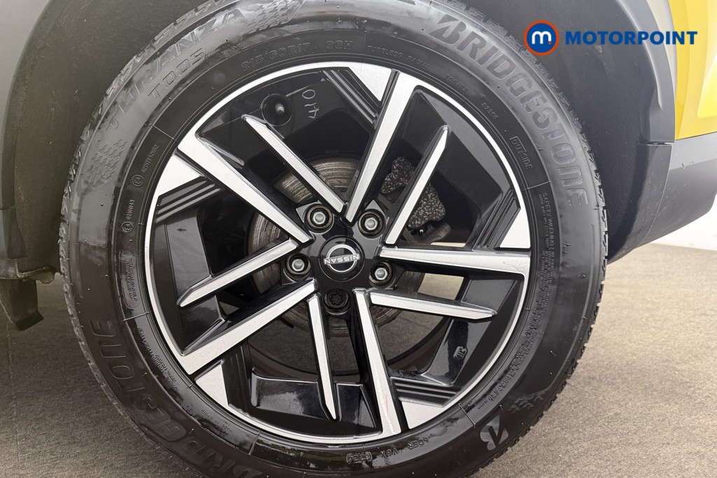 Nissan Juke N-Connecta Manual Petrol SUV - Stock Number (1610391) - 13th supplementary image