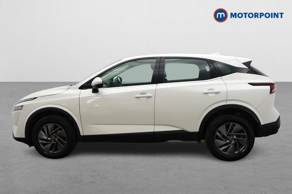 Nissan Qashqai Acenta Premium Automatic Petrol SUV - Stock Number (1610448) - Passenger side