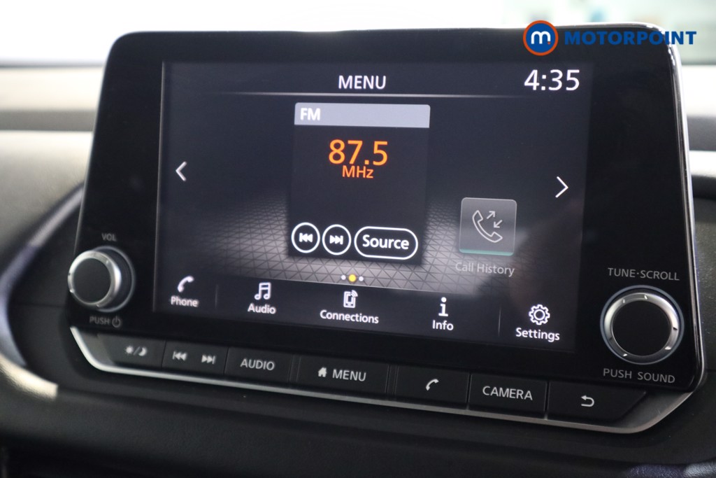 Nissan Qashqai Acenta Premium Automatic Petrol SUV - Stock Number (1610456) - 2nd supplementary image