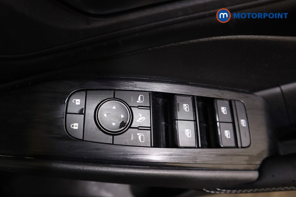 Nissan Qashqai Acenta Premium Automatic Petrol SUV - Stock Number (1610456) - 14th supplementary image