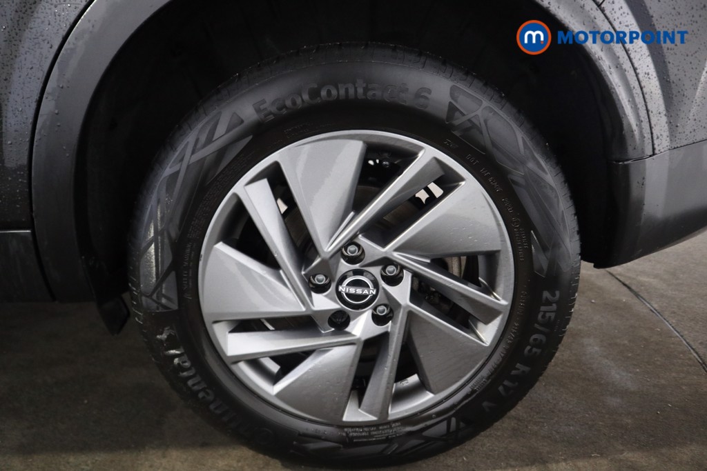 Nissan Qashqai Acenta Premium Automatic Petrol SUV - Stock Number (1610456) - 25th supplementary image