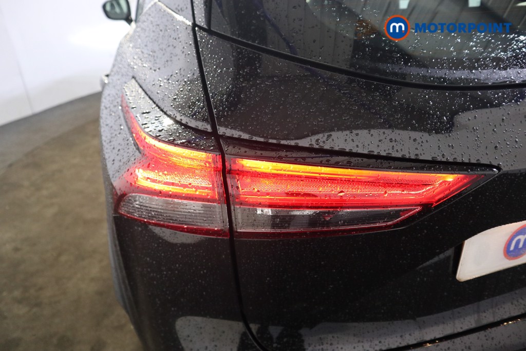 Nissan Qashqai Acenta Premium Automatic Petrol SUV - Stock Number (1610456) - 27th supplementary image